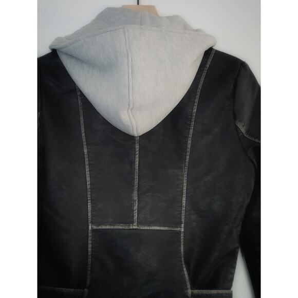 NWT Vigoss Black Faux Leather Moto Jacket - Medium - Picture 7 of 10